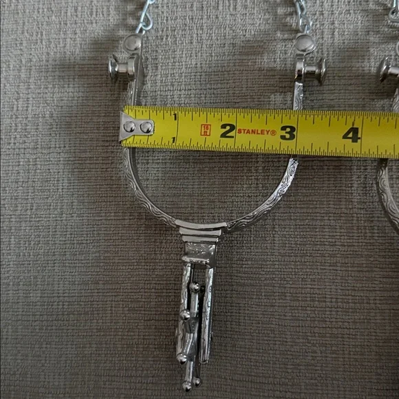 Silver Metal Boot Spurs with Chain - Picture 7 of 10
